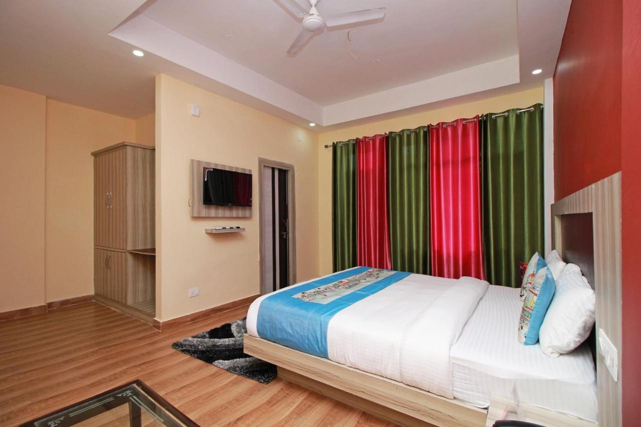 Oyo Hotel Chandni Dharamshala Bagian luar foto