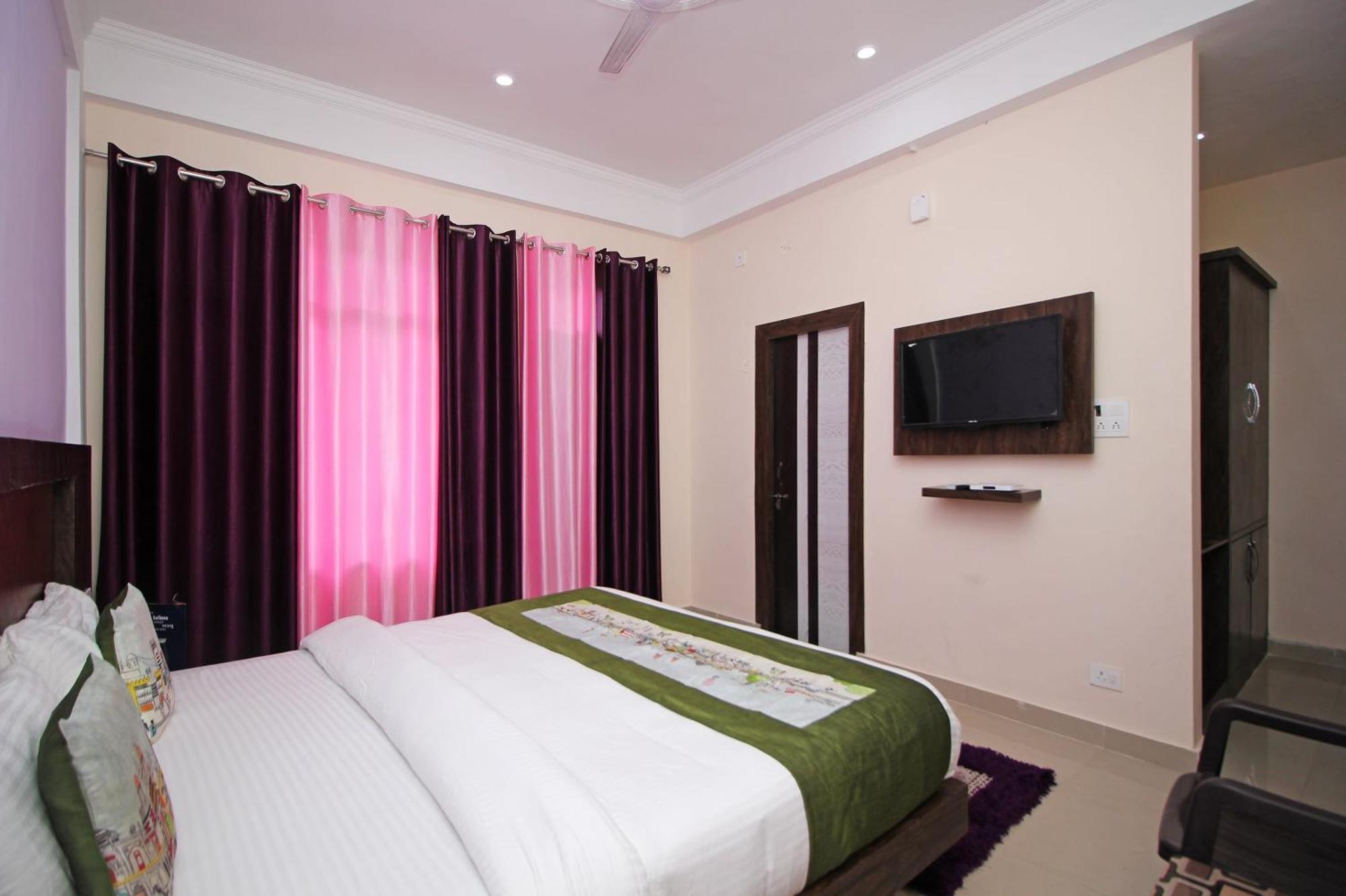 Oyo Hotel Chandni Dharamshala Bagian luar foto